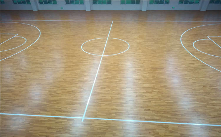 山东菏泽小学室内篮球场木地板