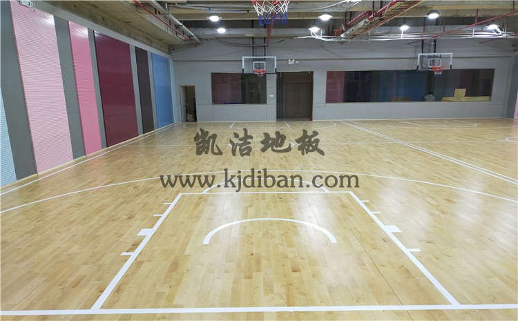深圳南山文化馆篮球俱乐部木地板案例