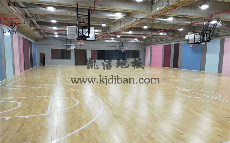深圳南山文化馆篮球俱乐部木地板案例