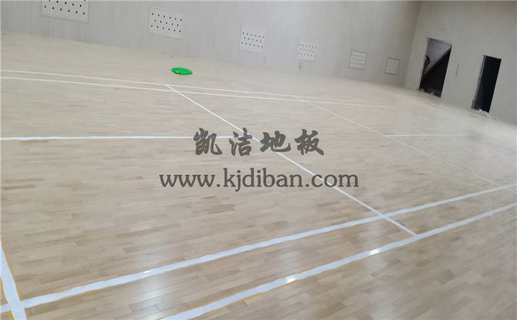 山西运城财经学校羽毛球馆木地板项目-凯洁实木运动地板