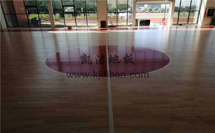 江西九江都昌第五小学体育馆实木运动地板案例——凯洁实木运动地板厂家