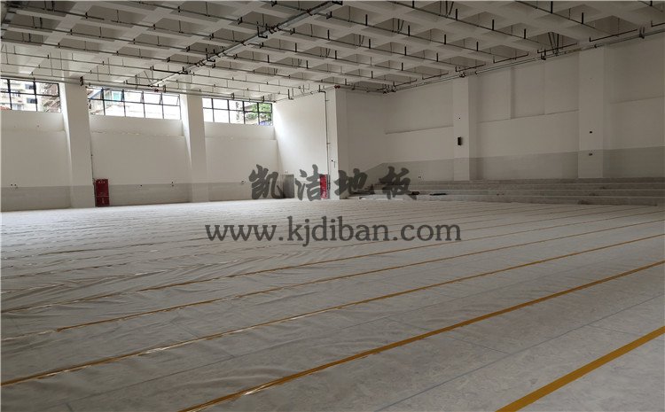 四川绵阳实验中学体育馆木地板项目-凯洁实木运动地板厂家